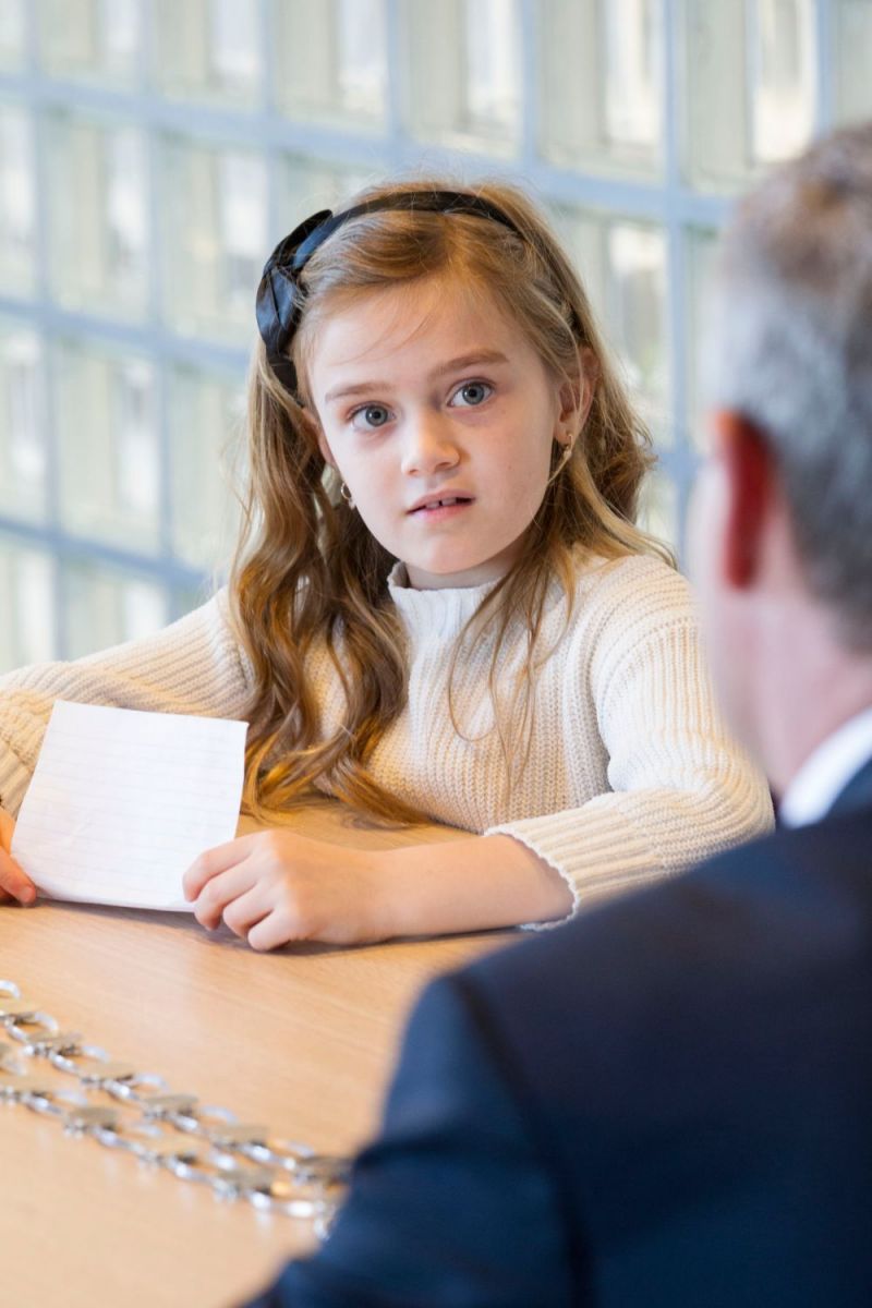 Sara en Levi lopen een dagje mee met de burgemeester